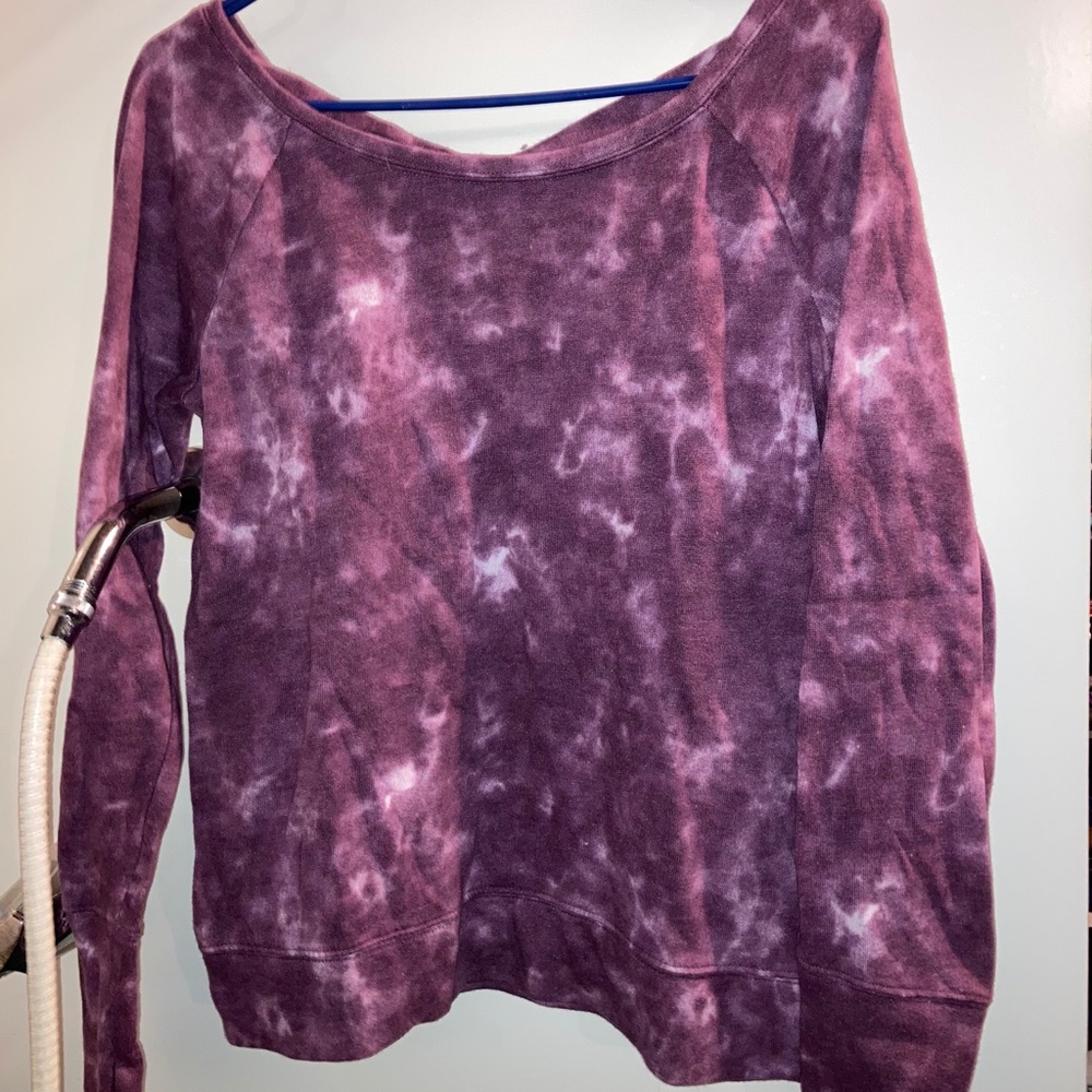 cross back shirt